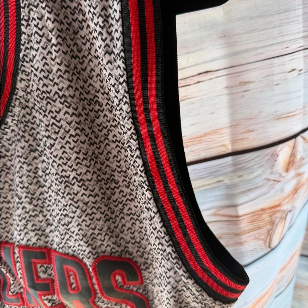 adidas‎ Gray/Black Patterned NBA Jersey